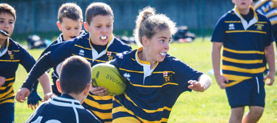 Rugby per tutti, a Bologna iscrizione gratis per bambine e ragazze
