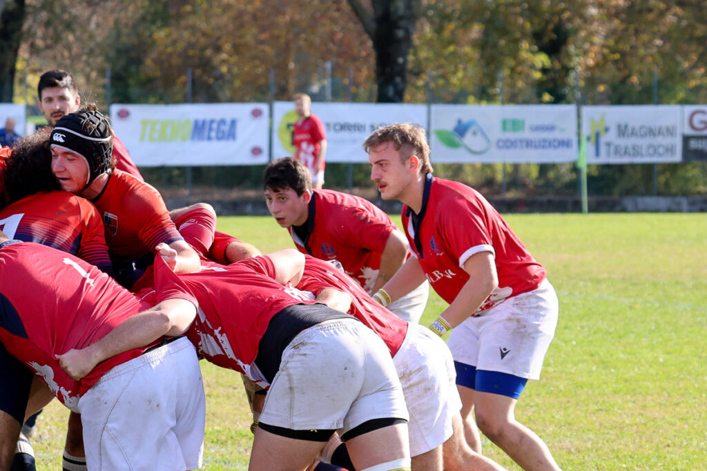 C. La Cadetta sconfitta da i Lyons 44 a 0