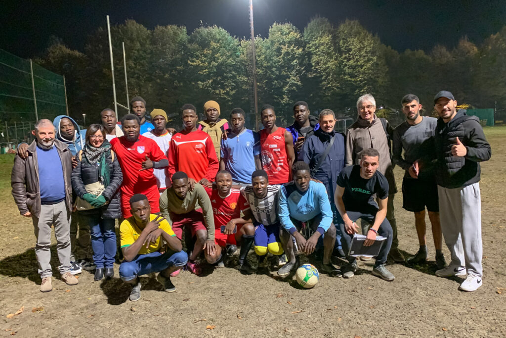 Sport al “Bonori” di Bologna per i giovani migranti del Cas