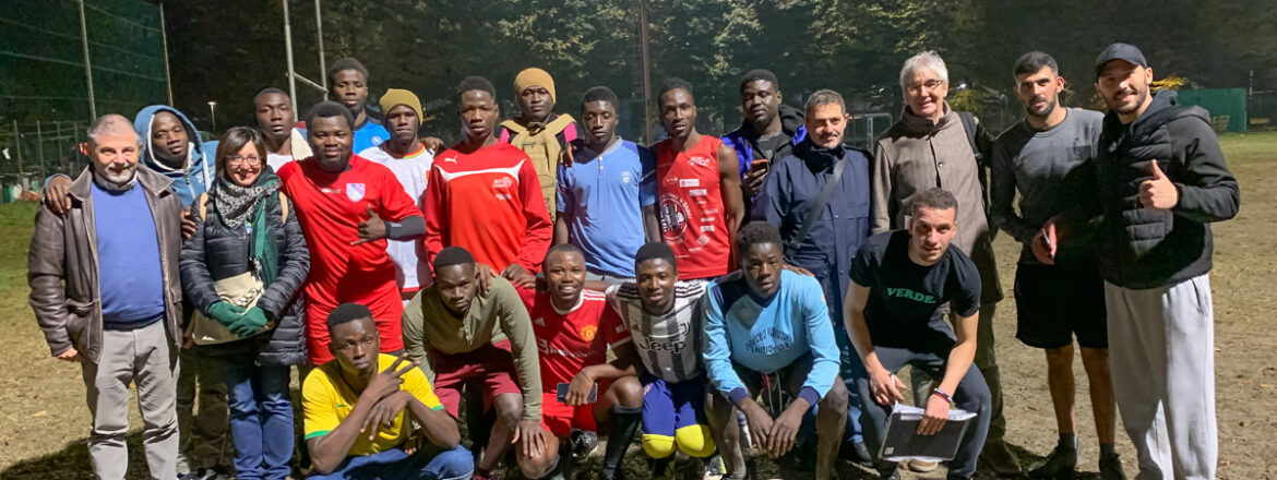 Sport al “Bonori” di Bologna per i giovani migranti del Cas