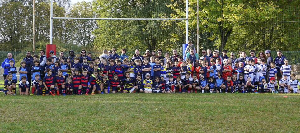 Minirugby: un weekend di mete, sorrisi e rotolamenti sull’erba!