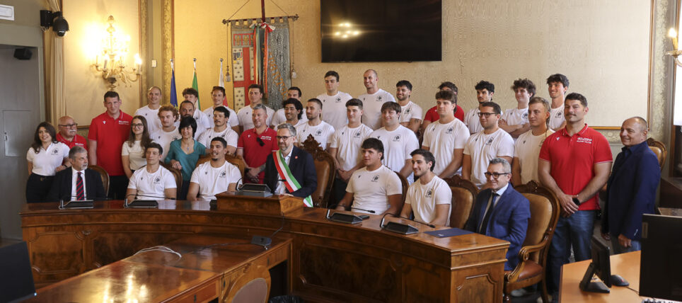 Il Bologna Rugby ricevuto e premiato dal sindaco Matteo Lepore